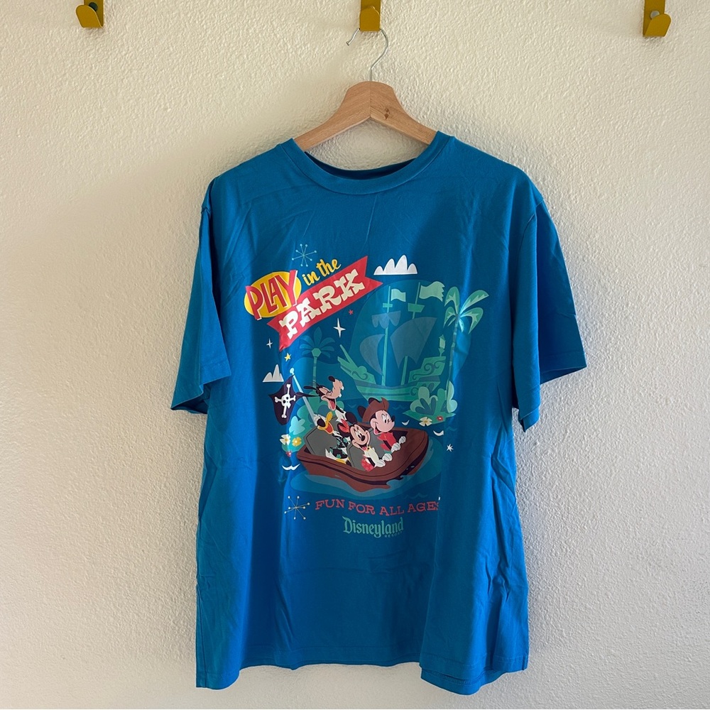 Disneyland Pirates of the Caribbean Tee - 2XL